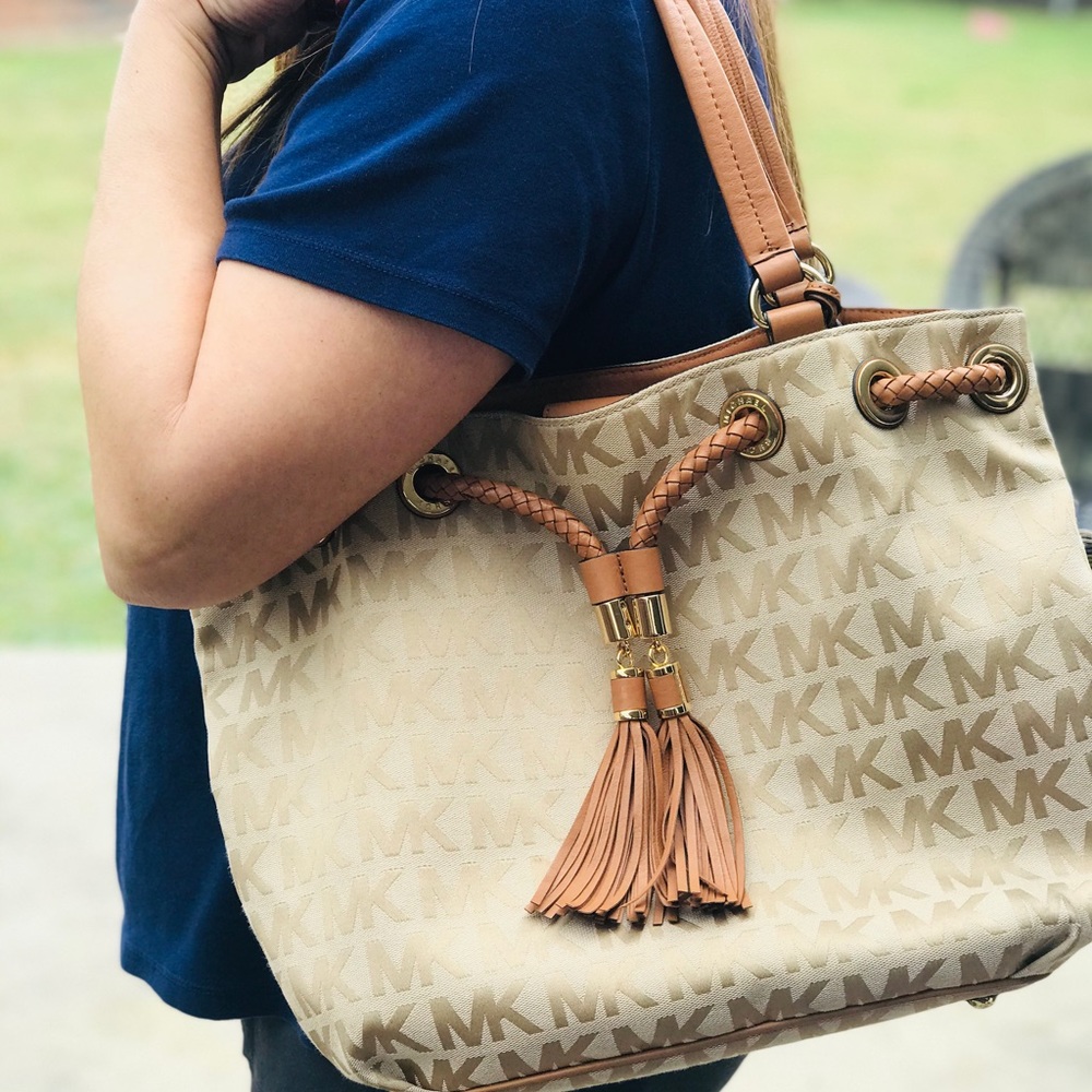Micheal kors handbag